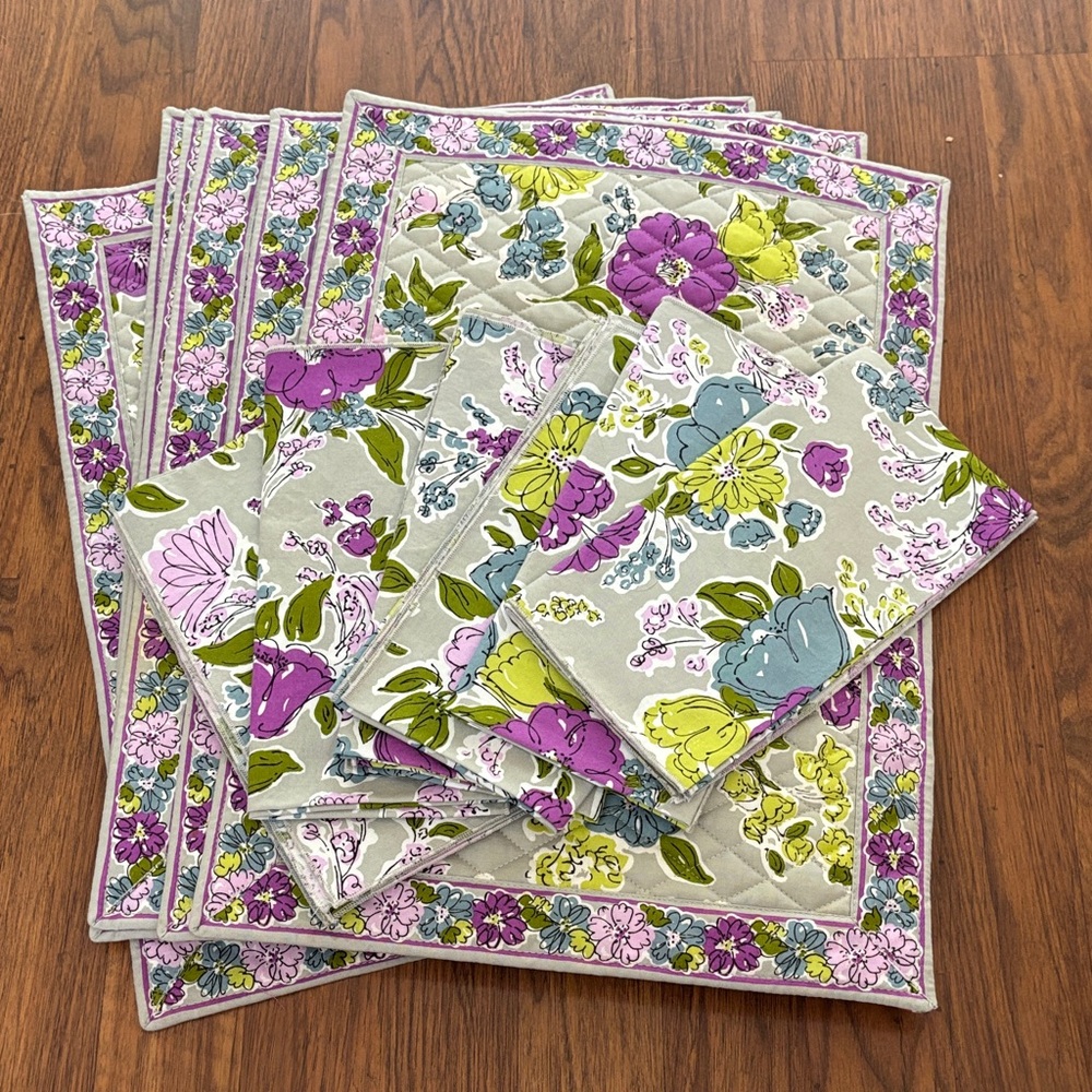 Vera Bradley Floral Quilted Placemats and Napkins Set of 6